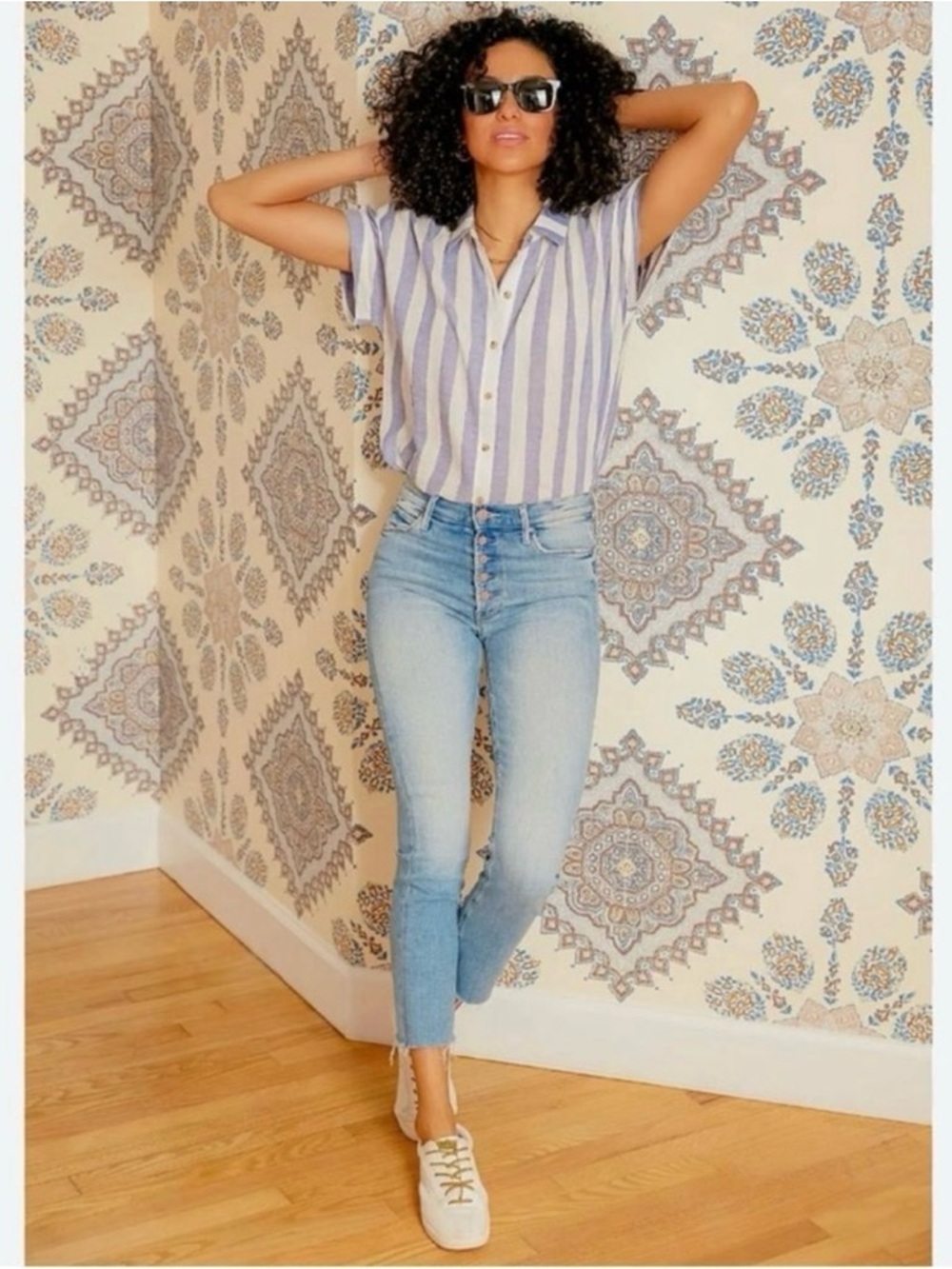 mother jeans the pixie dazzler ankle fray in au revoir wash (light blue)